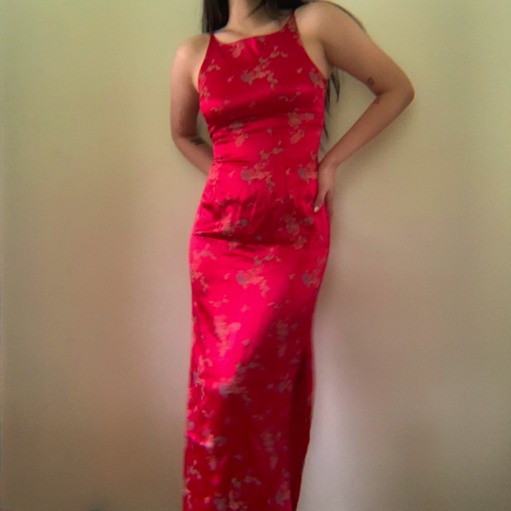 ‼️SOLD‼️Red silk east asian long maxi dress